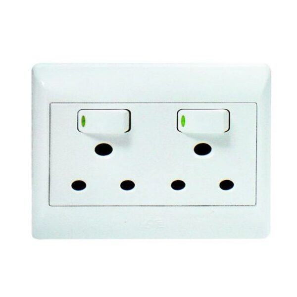 2X16A SWITCHED SOCKET OUTLET 4X4 WITH WHITE COVER PLATE - Image 2