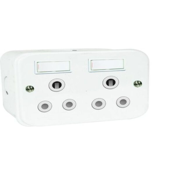METAL CLAD SWITCHED SOKET OUTLET 2X16A - Image 2