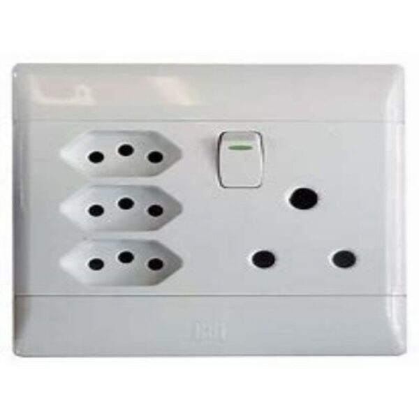 SOCKET 3 PIN 3 EU SA/EURO