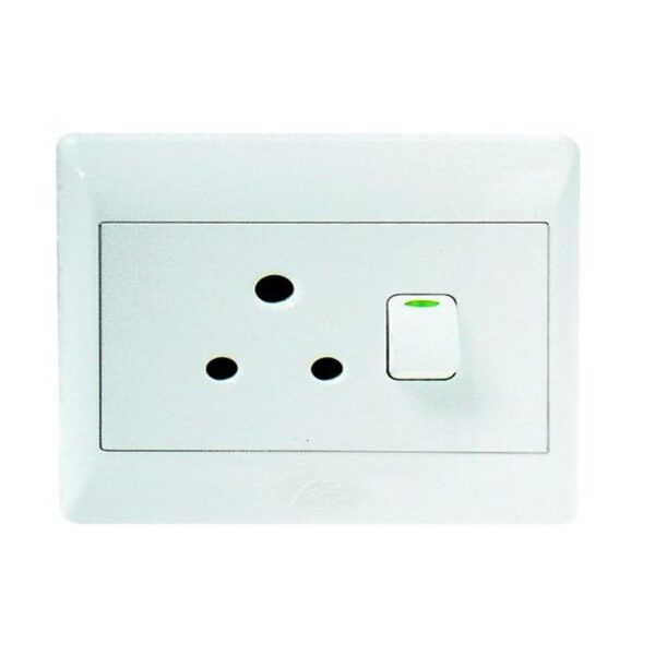 16A SWITCHED SOCKET OUTLET 4X4 WITH WHITE COVER PLATE - Image 3