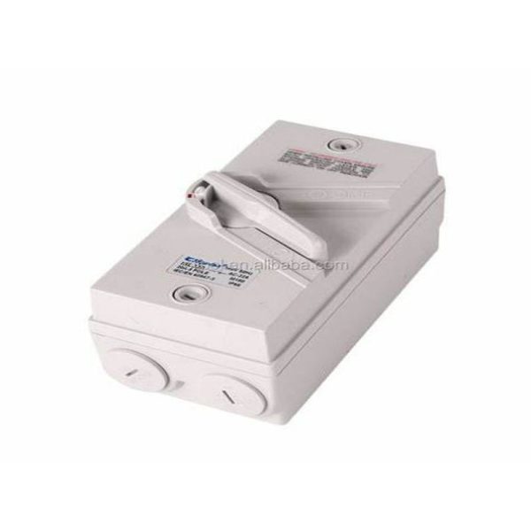 EA05 ISOLATOR ENCLOSED TH3-32 IP65 32A 3P - Image 3