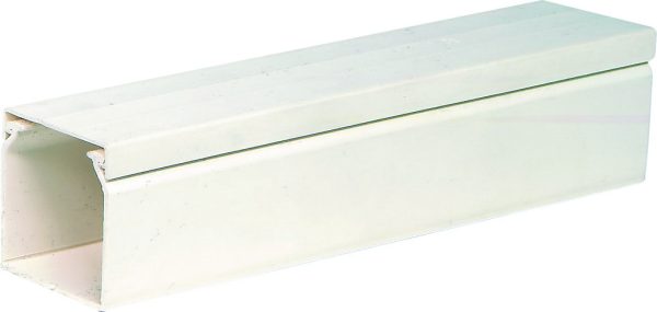 ST25X25 SOLID TRUNKING WHITE 25W X 25H 2M