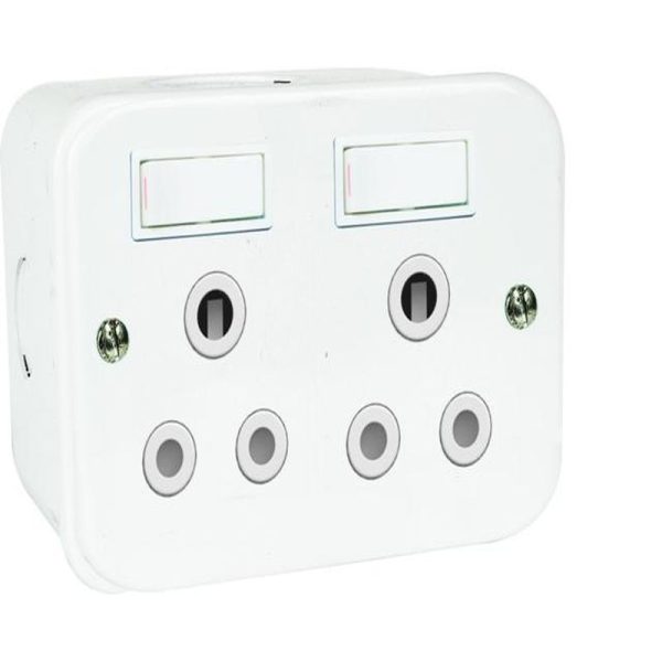 METAL CLAD SWITCHED SOKET OUTLET 2X16A - Image 6